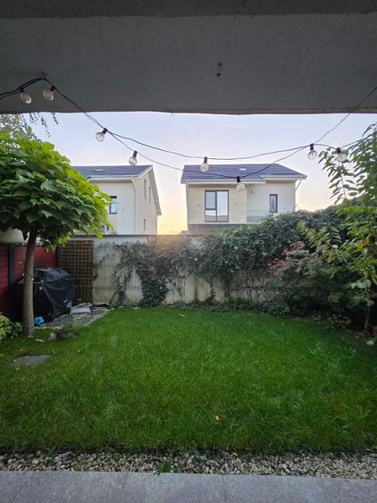 Casă cu 4 camere cu Teren 50 Mp în Central