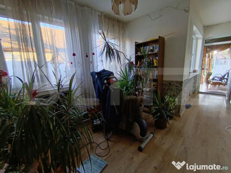 Casă cu 3 camere cu Teren 800 Mp în Var