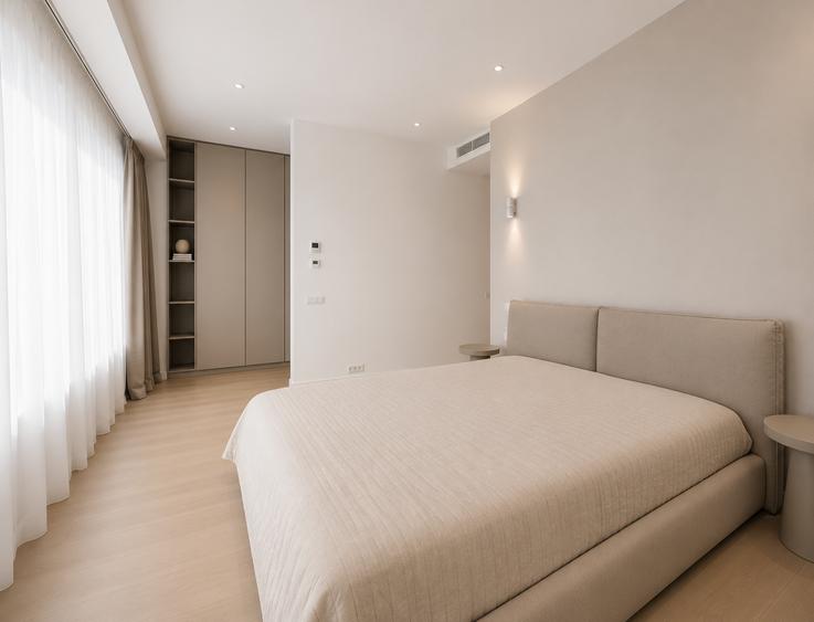 Apartament cu 3 camere semidecomandat în Floreasca