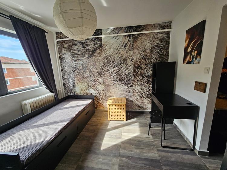 Garsonieră decomandată în Complex Studențesc