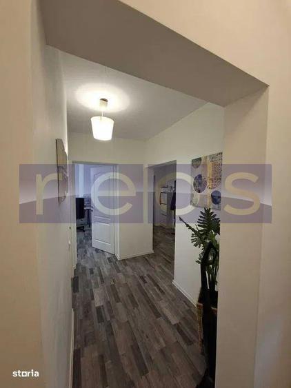 Apartament cu 3 camere decomandat, mobilat în Colentina