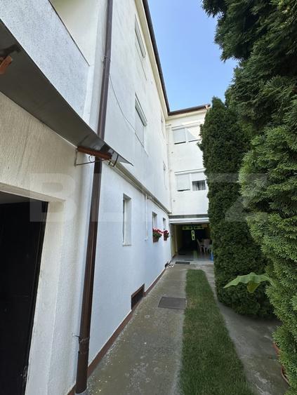 Casă individuală cu 6 camere cu Canalizare în Titulescu