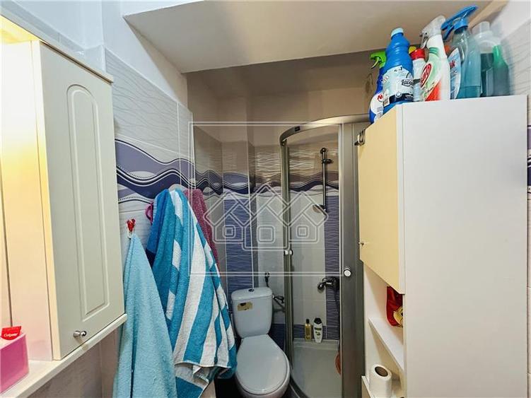 Apartament cu 2 camere decomandat în Exterior Sud