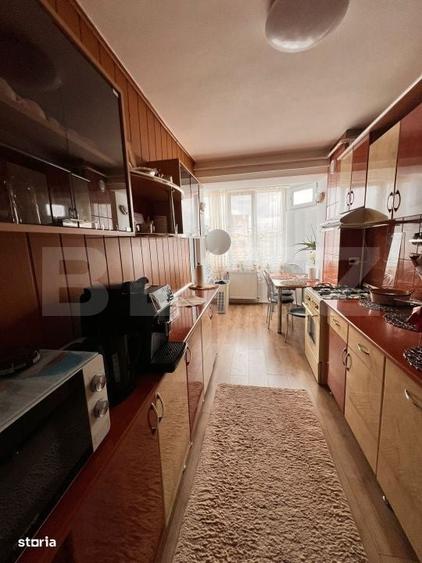 Apartament cu 4 camere în Aurel Vlaicu