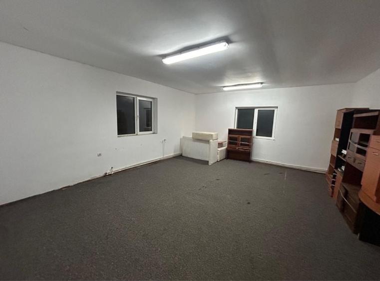 Casă cu 4 camere cu Teren 408 Mp în Central