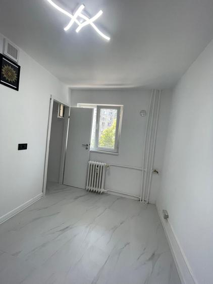 Apartament cu 2 camere decomandat în Rahova