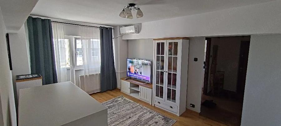 2 camere Panduri 13 Septembrie