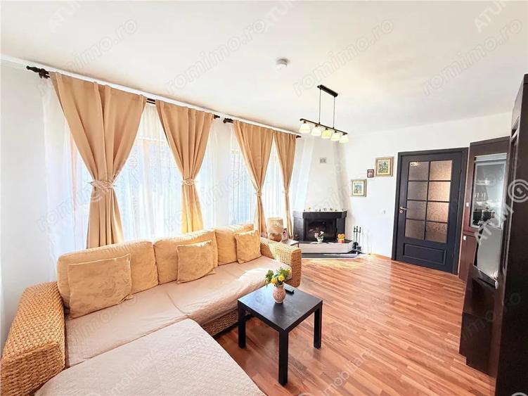 Casă cu 5 camere cu Teren 430 Mp în Central