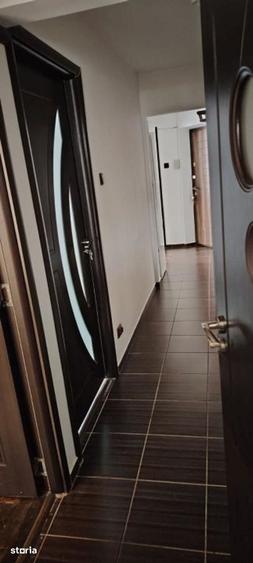 Apartament cu 3 camere decomandat în Sălăjan