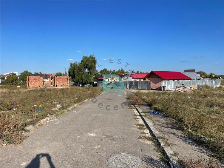 Teren agricol intravilan de 6900 mp, în Giulești