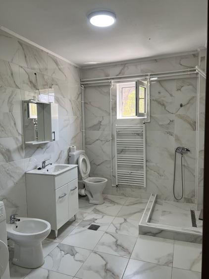 Casa de inchiriat - 4