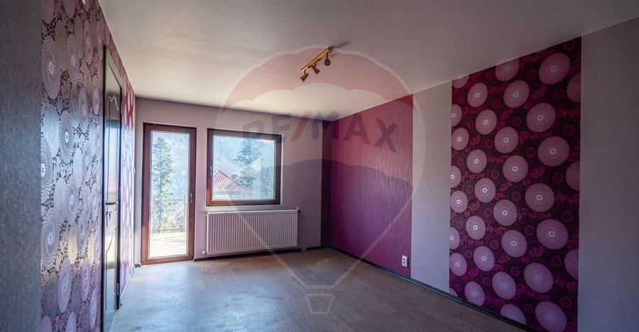 VILA! Investitie - pretabil pensiune SINAIA- zona aprecia... - 4