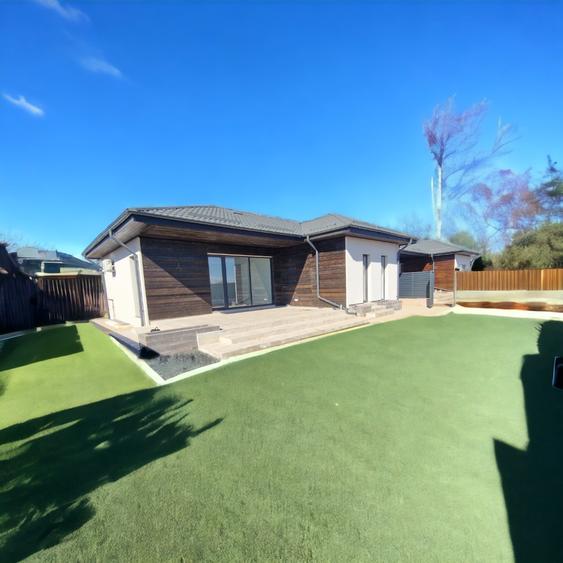 Proprietar - Single 4 camere, 340 mp, smart home - 2