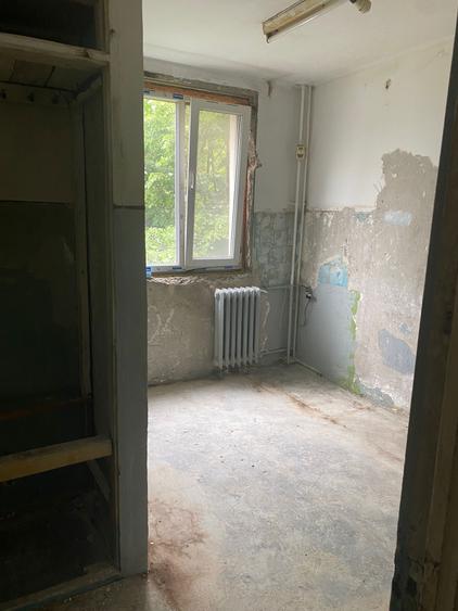 Vand apartament 2 camere - 2