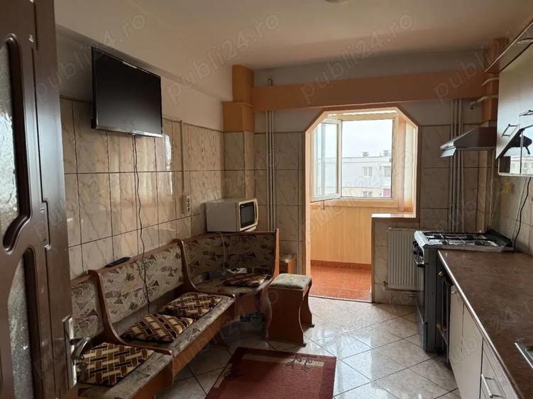 Apartament 4 camere, 2 balcoane, 2 grupuri sanitare - 3