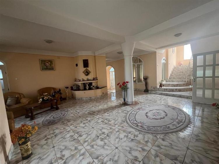 RECO Vila cu 1200 mp teren- Sanmartin-Beverly Hills - 5