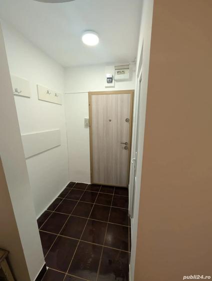 Proprietar vand Garsoniera - 1