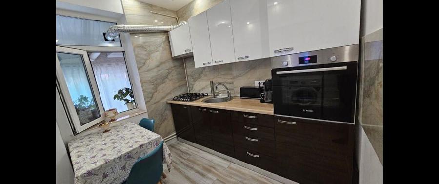 Casa renovata complet zona Mall - 15