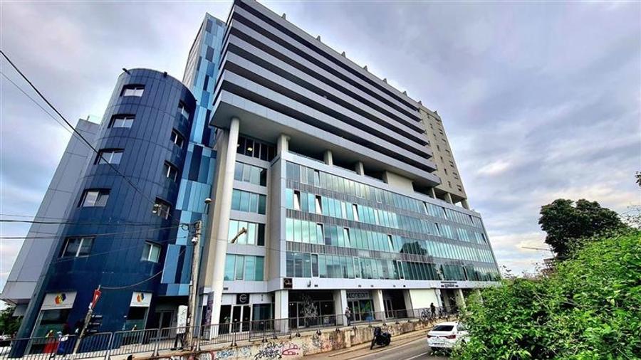 Spatii birouri, de la 180mp,  Central Timisoara, - 1