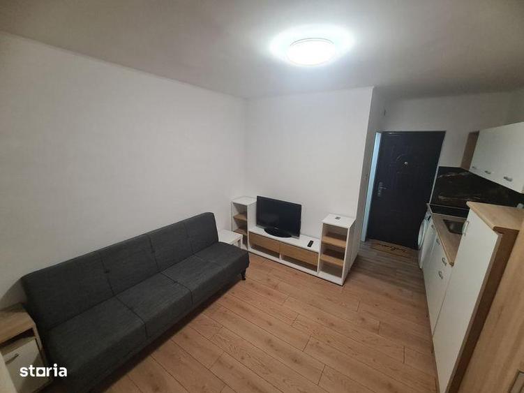 De inchiriat garsoniera strada Cerna - etaj 3 - 220euro - 4