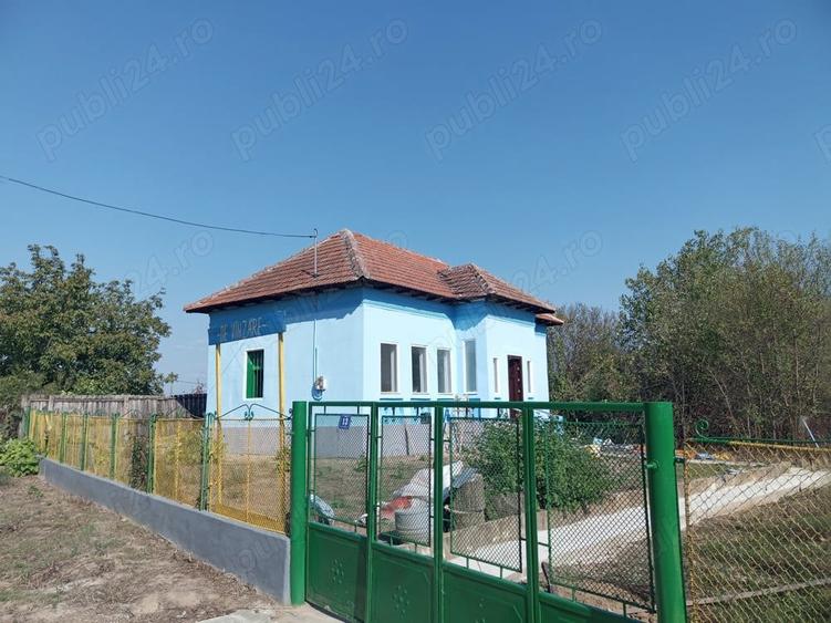 Casa cu teren 2000 m.p. - 6