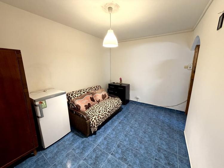 Bld 1 Decembrie 1918 - Str Postavarul - garsoniera - etaj 1/10 - bloc reabilitat - 2