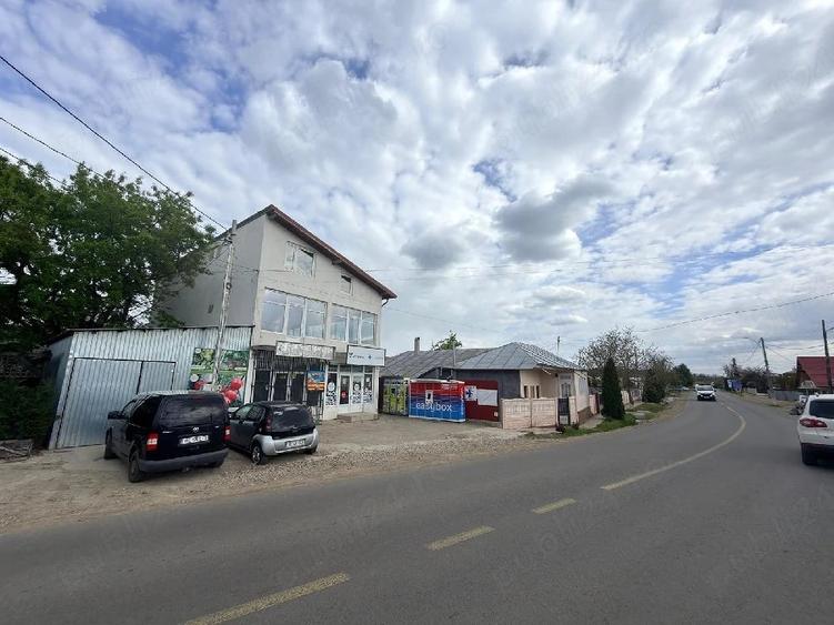 Spațiu comercial, de 120 mp, în Matca