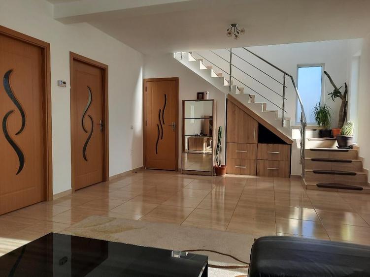 FARA COMISION in Bacu aproape asfalt casa gata mobilata cu 4 camere P+1+pod 560m - 11