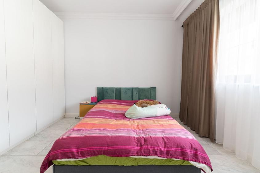 Duplex cu 5 camere cu Canalizare în Mehala