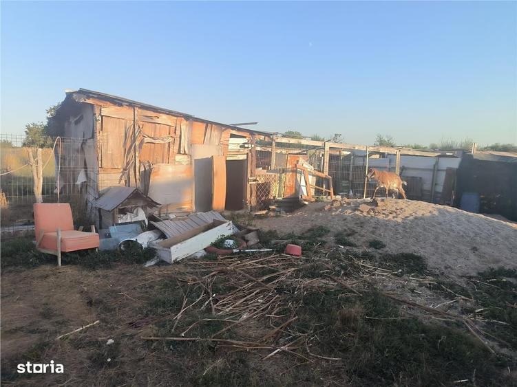 Casă cu 3 camere în Novaci