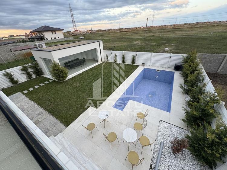 Vila de lux cu piscina incalzita de vanzare in Mosnita Noua | 4 camere - 34