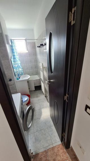 Apartament 2 camere,et.3, semidecomandat, 39.22mp, zona Micro 3 - 7