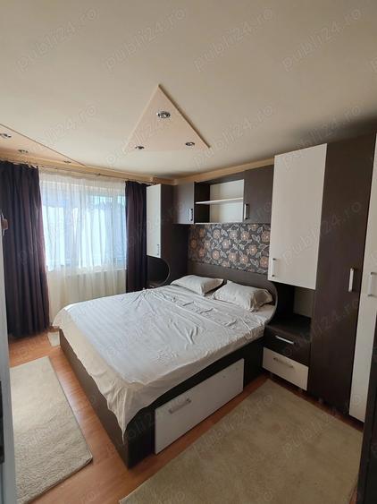 Ofer spre inchiriere apartament cu trei camere confort 1 - 5