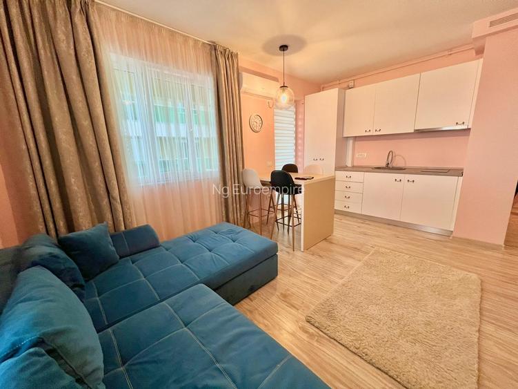 Apartament cu 2 camere de închiriat modern, zona Mamaia