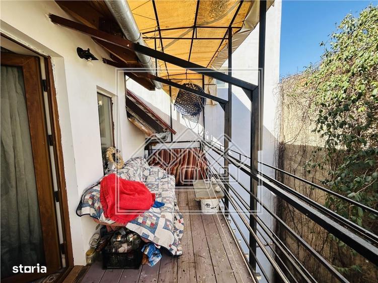 Apartament cu 4 camere, 2 bai, terasa - B-dul Victoriei - 7