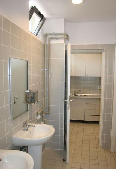 Zona Iuliu Maniu 90 mp trafic intens pietonal - 5