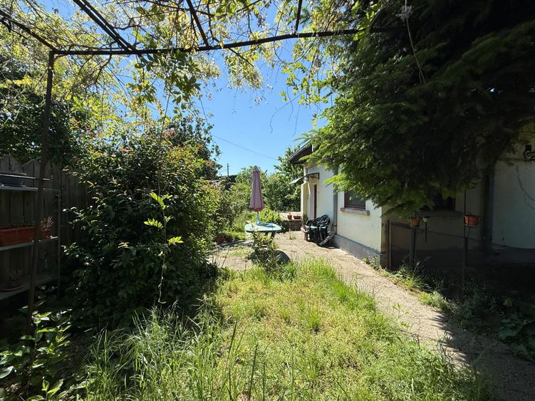Vanzare Teren 706 mp -  Casa Parter - zona Colentina - 1