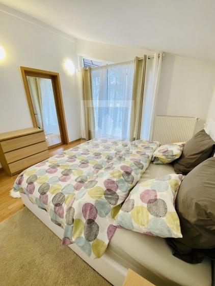 Vila Cu curte proprie || strada privata - 14