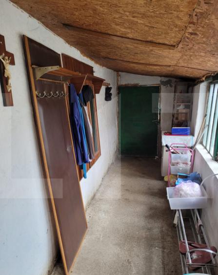 Casa de vanzare, 40 mp, zona Plopi - 1