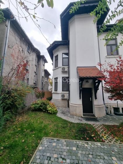 VILA RESTAURATA // DOROBANTII CAPITALE