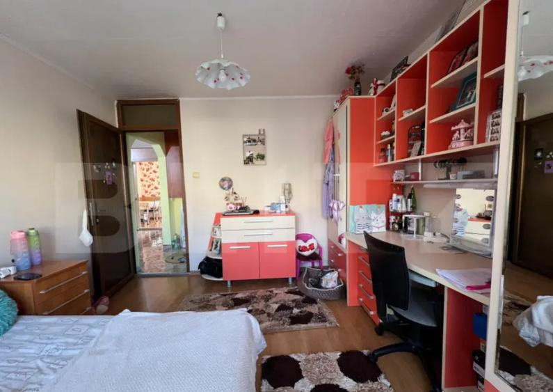 Apartament cu 4 camere, decomandat, 76 mp, zona Parcul Teilo - 15