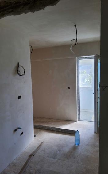 Apartament 3 camere decomandat la pret de 2 camere - 2