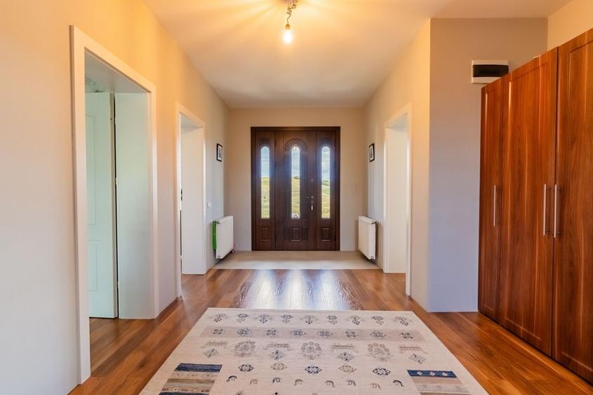 Casa de vanzare în Câmpenești - 7