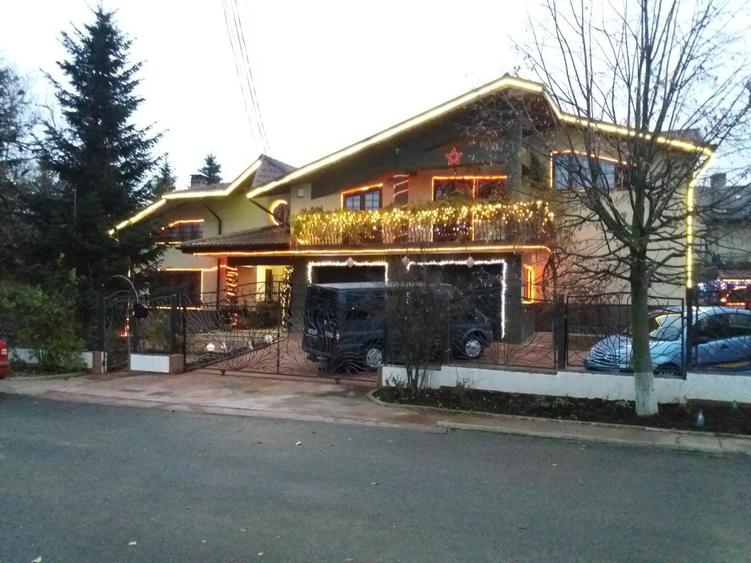 Casă spațioasă în Chiajna- Roșu, ideală pentru rezidențial sau afaceri! - 1