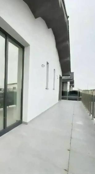 Apartament cu 3 camere decomandat în Giroc