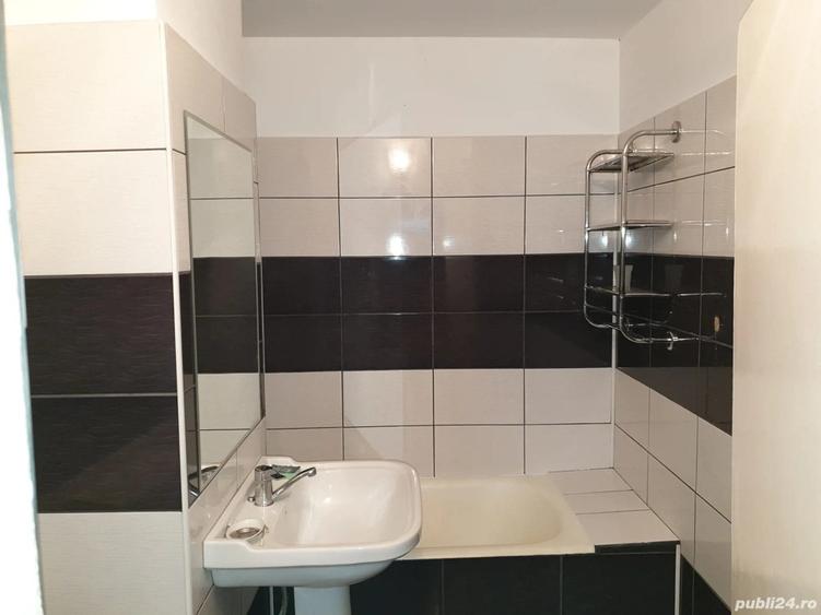 Inchiriez apartamenr 4 camere - 4
