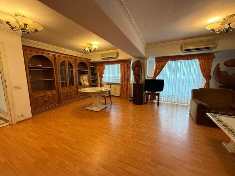 Inchiriere Apartament 3 camere, Bdul Decebal, 700 Euro - 3