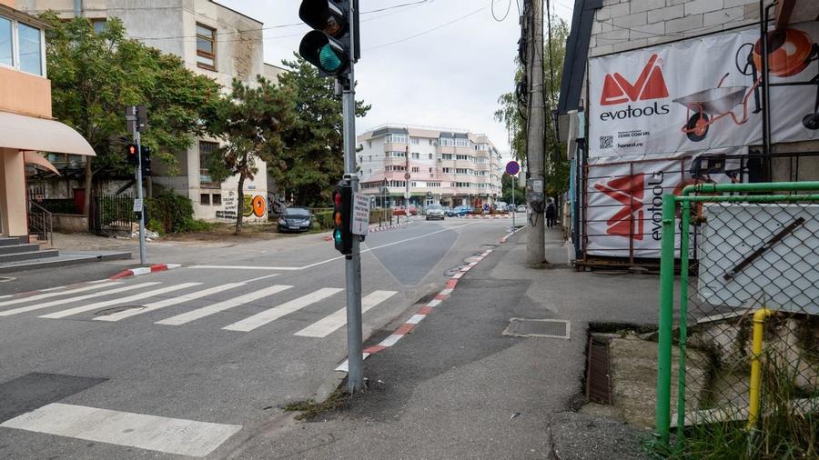 VILĂ MIXTĂ DE VÂNZARE – STRADA 1 DECEMBRIE 1918 - 56