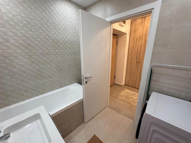 vanzare garsoniera | metrou Republica | complex rezidential nou | luxuriant | et - 6