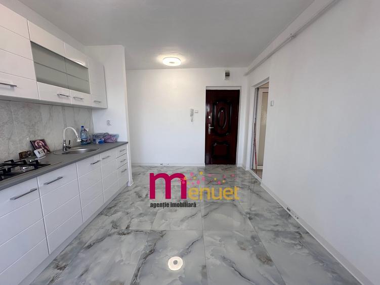 Apartament 3 camere ,renovat,zona Centrala - 3